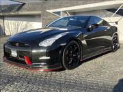 2015 NISSAN GT-R