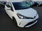 2016 TOYOTA VITZ F