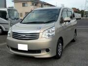 2012 TOYOTA NOAH