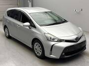 2019 TOYOTA PRIUS ALPHA S