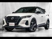 2020 NISSAN KICKS