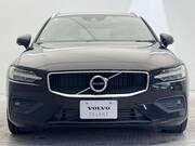 2018 VOLVO V60