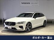 2021 VOLVO V60