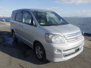2005 TOYOTA NOAH X