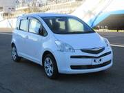 2009 TOYOTA RACTIS G