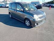 2009 TOYOTA SIENTA X
