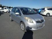 2005 TOYOTA VITZ F