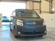 2009 TOYOTA VOXY