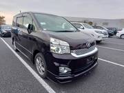 2013 TOYOTA VOXY
