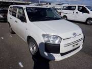 2017 TOYOTA PROBOX VAN