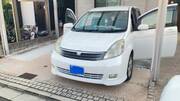 2004 TOYOTA ISIS PLATANA