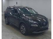 2022 NISSAN X-TRAIL