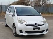 2011 TOYOTA RACTIS X