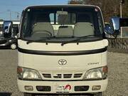 2004 TOYOTA DYNA