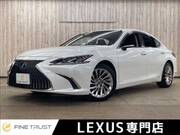 2019 LEXUS ES