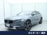 2020 VOLVO V90