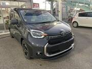 2024 TOYOTA SIENTA