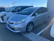 2013 TOYOTA PRIUS ALPHA S