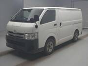 2011 TOYOTA HIACE VAN