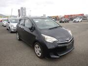 2011 TOYOTA RACTIS G