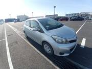 2013 TOYOTA VITZ F
