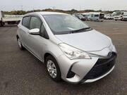 2017 TOYOTA VITZ