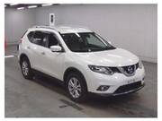 2015 NISSAN X-TRAIL