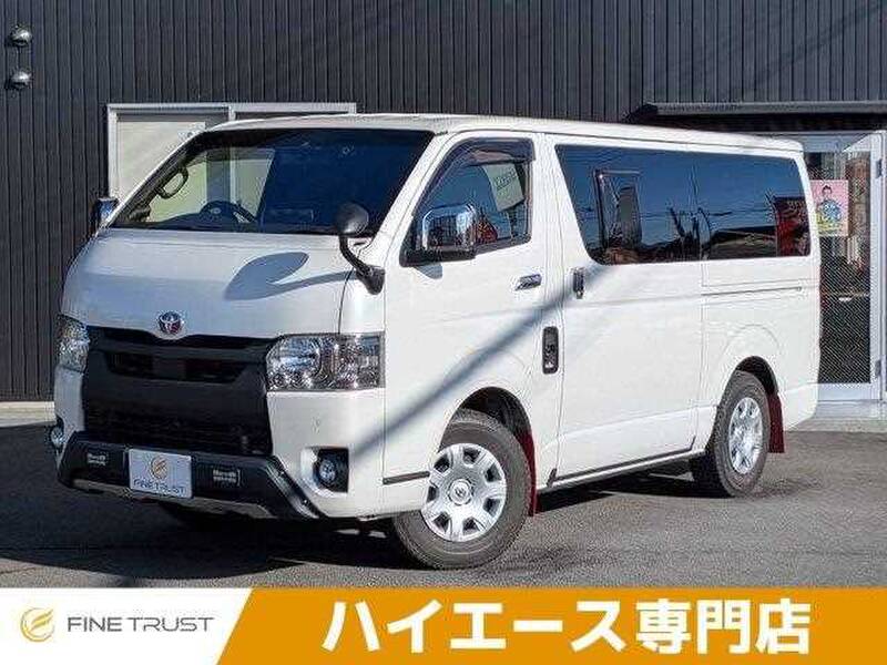 -HIACE VAN