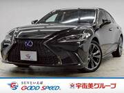 2019 LEXUS ES