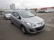 2013 MAZDA DEMIO