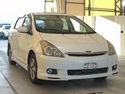 2004 TOYOTA WISH