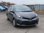 2016 TOYOTA VITZ F