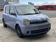 2004 TOYOTA SIENTA G