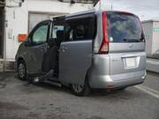 2009 NISSAN SERENA