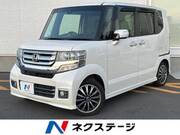 2017 HONDA N-BOX CUSTOM