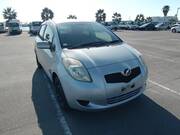2005 TOYOTA VITZ F