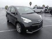 2011 TOYOTA RACTIS G