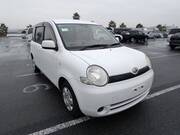 2004 TOYOTA SIENTA X