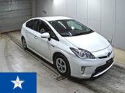 2015 TOYOTA PRIUS S