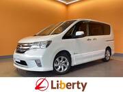 2013 NISSAN SERENA