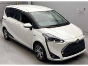 2019 TOYOTA SIENTA