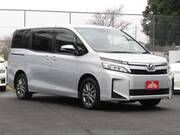 2019 TOYOTA VOXY