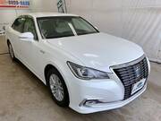 2017 TOYOTA CROWN HYBRID