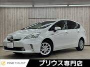 2013 TOYOTA PRIUS ALPHA S