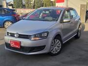 2013 VOLKSWAGEN POLO