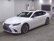 2019 LEXUS LS
