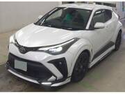 2022 TOYOTA C-HR