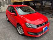 2014 VOLKSWAGEN POLO