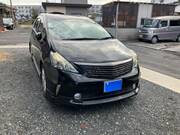 2013 TOYOTA PRIUS ALPHA S