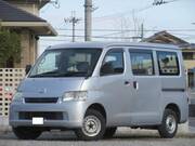 2010 TOYOTA LITEACE VAN